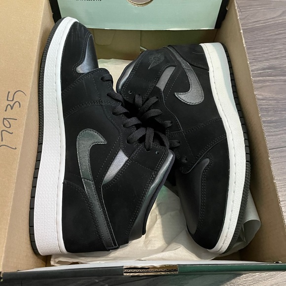 ***** SOLD ****** - Picture 5 of 7